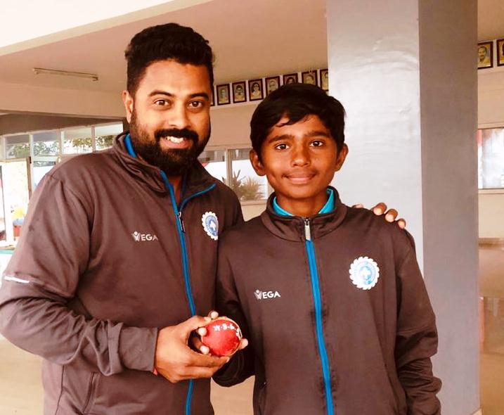 Vijay S Viswanath claims 5 wickets,Kerala under 14 takes lead against